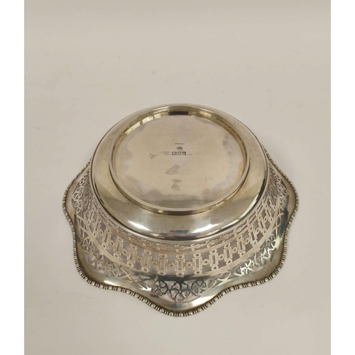 156 - Silver fruit bowl with pierced flared sides by Elkington & Co 1911, 26.5cm, 640g. 