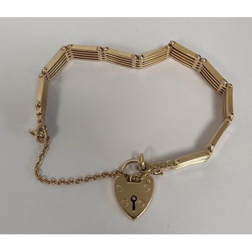 79 - Gold gate bracelet with close links, 27.5g.