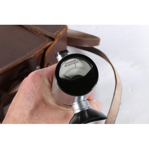 32 - Sei Exposure Photometer with leather case.