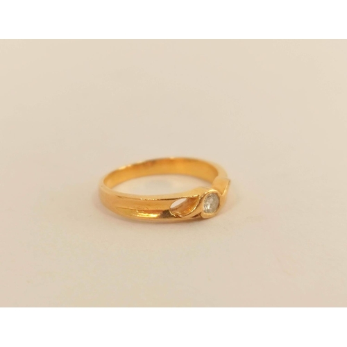 70 - Diamond solitaire ring, collet set, upon ribbing, probably 18ct gold, size 'O', 8g.