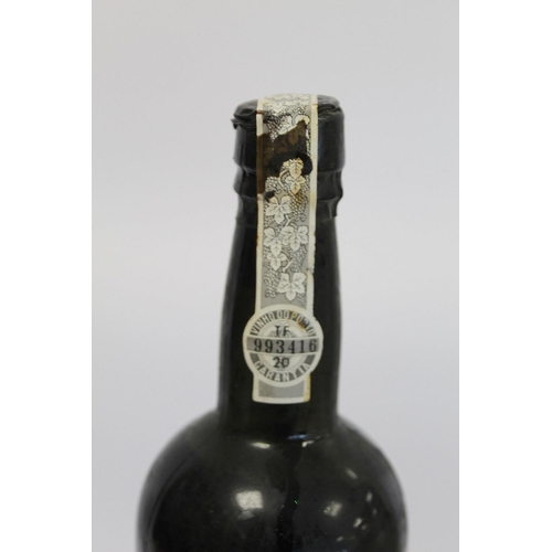 188 - Vintage port: Fonseca Guimaraens' 1964 Reserve Vintage Port, 75cl. In presentation box.