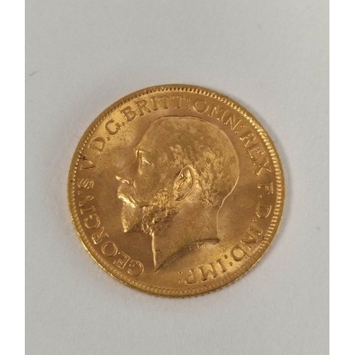 90 - United Kingdom. George V 1913 22ct gold full sovereign. EF