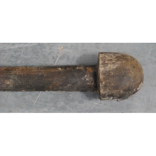 212 - Antique wooden fighting club, possibly of South Seas origin, with mushroom-shaped head, 58cm long.