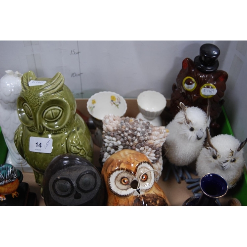 14 - Quantity of ceramic owl figures and ornaments to include a coin bank, also assorted porcelain orname... 