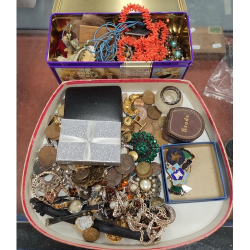 303 - Box of costume jewellery to include a glass vesta pot, faux coral necklace, military buttons, cuffli... 