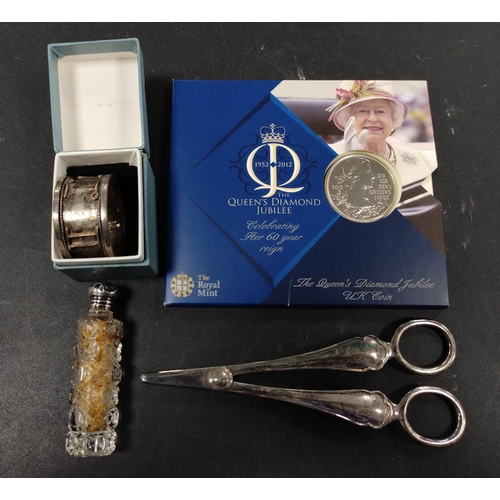 321 - Queen's Diamond Jubilee nickel coin, white metal napkin ring, pair of EP grape scissors and a glass ... 