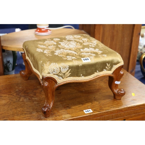 580 - Mahogany floral upholstered square footstool on cabriole supports, 33cm.