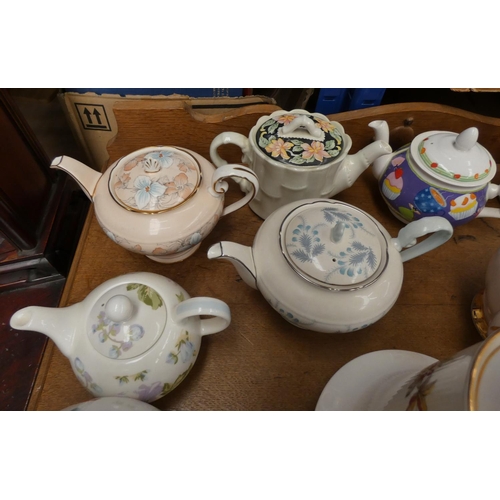 20 - Large box of tea pots including Sadler, Doulton, Oriental, etc.