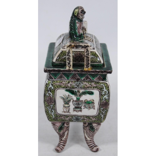 252 - Chinese famille verte pottery figure modelled as an Immortal, fixed to a famille rose base, 32.5cm h... 