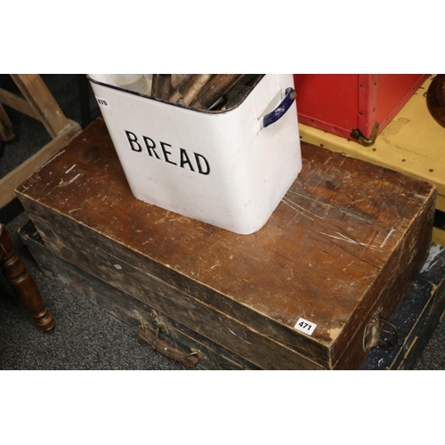 471 - Vintage wooden tool box, 77cm wide.