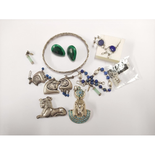 108 - Quantity of mixed costume jewellery to include white metal Sphinx pendant, bangle, Egyptian-style pe... 
