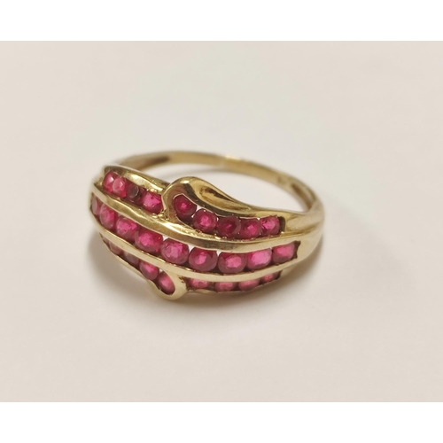 92 - 9ct gold ring set with small ruby-style stones, 2.9g gross.