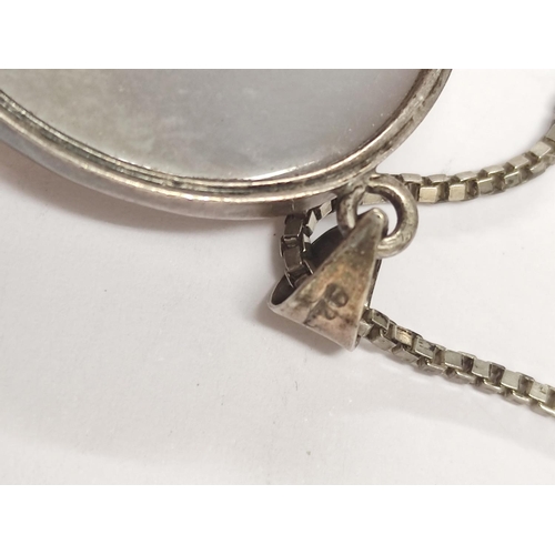 99 - Group of 925 silver to include a pair of Art Deco-style lapis-type earrings, agate-style pendant on ... 