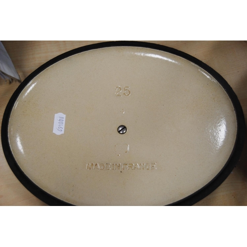 20 - Le Creuset blue glazed casserole dish, no. 25.