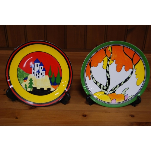 33 - Collection of ten assorted Wedgwood Clarice Cliff 'Bizarre' limited edition plates.&nbsp; (10)