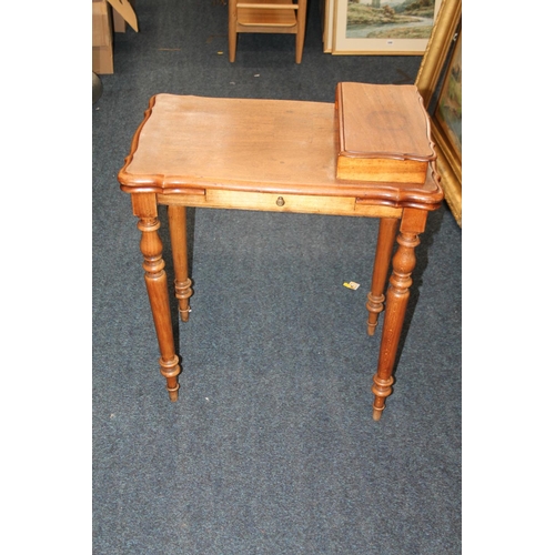 448 - Mahogany desk with single frieze drawer on turned supports.