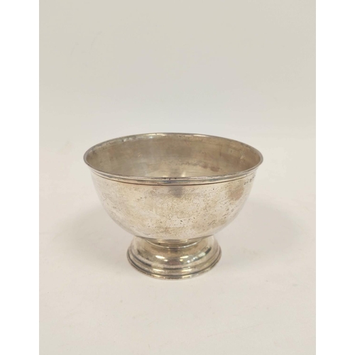 85 - Silver rose bowl, hemispherical on moulded foot by W. H. Haseler Birmingham 1908, 15cm, 250g / 8oz.