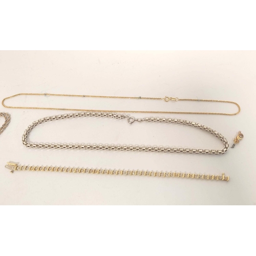 87 - Gold bracelet with diamonds '14k', two necklets (10g) and a silver necklet.