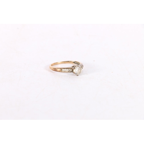 354 - 9K gold CZ set dress ring, 1.8grams.