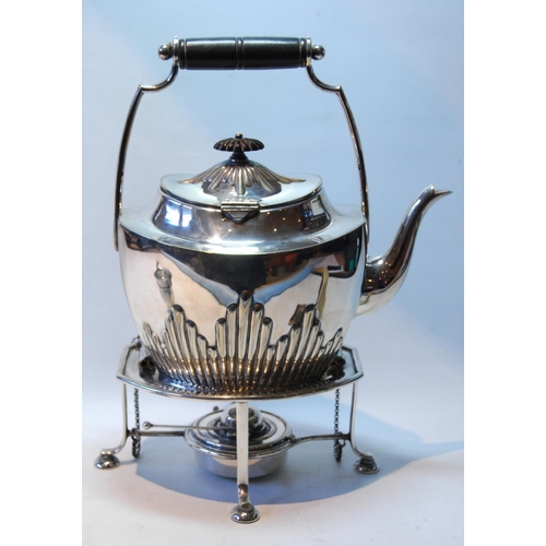 90 - EP kettle on stand, a silver small cup and a crown necklet.