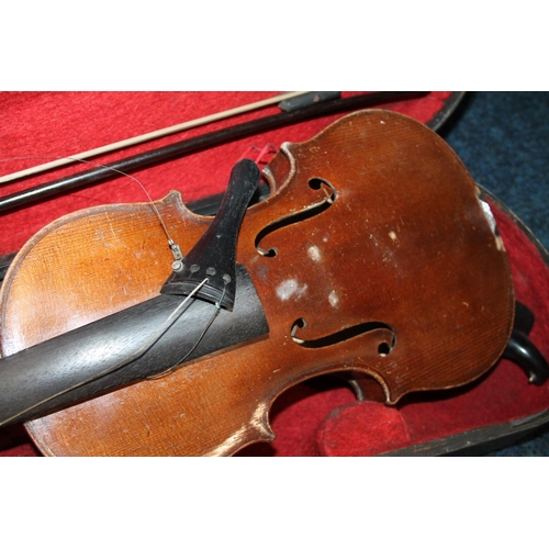 179 - Antique violin and bow in case.