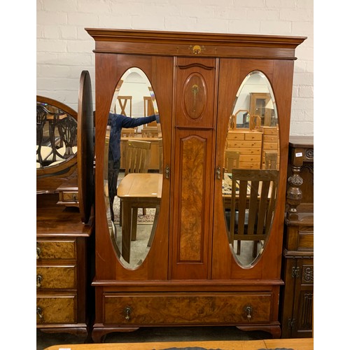 453 - Edwardian walnut three piece bedroom suite comprising marble topped washstand, two over two drawer d... 