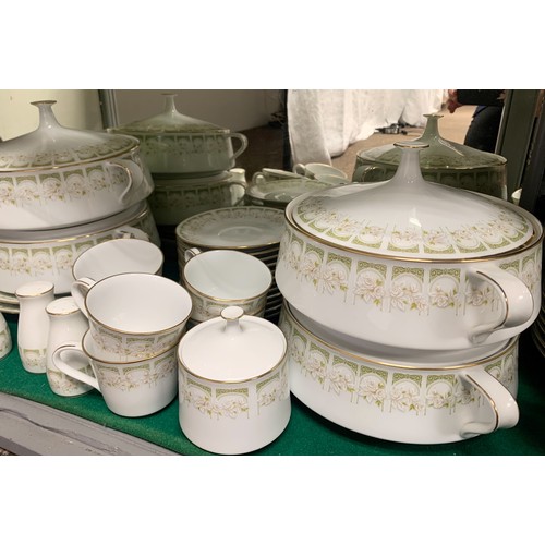 183 - Noritake Dinner and tea ware