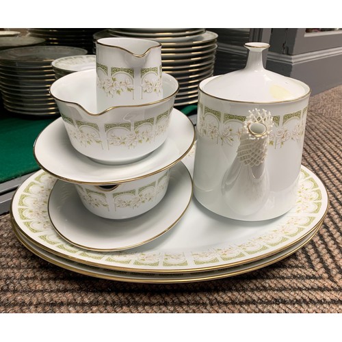 183 - Noritake Dinner and tea ware