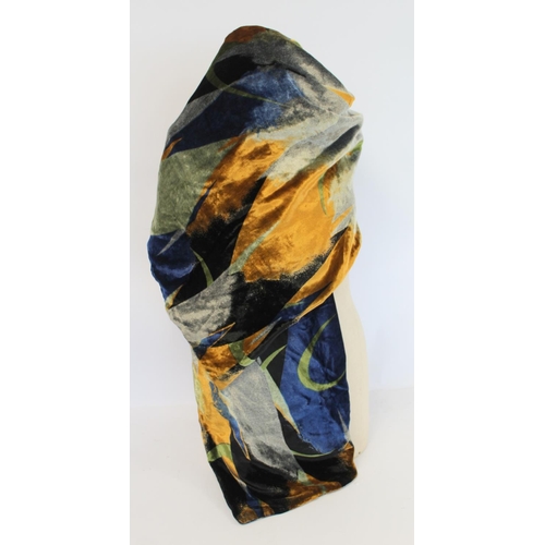 415 - Two Georgina von Etzdorf velvet scarves and five other lady's scarves.  (7).