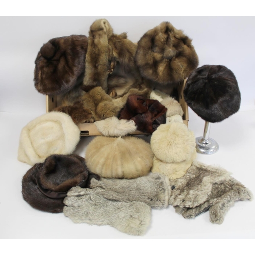 420 - Carton of various vintage fur accessories including hats, gloves, stoles, etc.