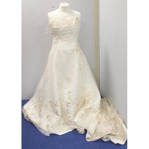 440 - Vintage Rosetta Nicolini strapless bridal gown, net overlay and cream and silver appliqued floral em... 