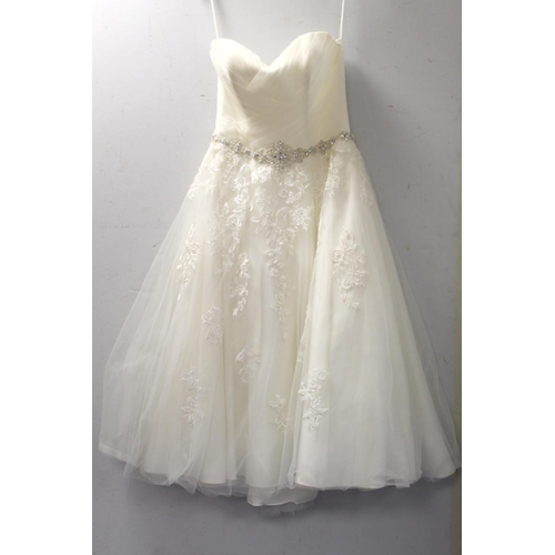 441 - Vintage Romantica short strapless wedding dress with net overlay, beading to waist and applique embr... 