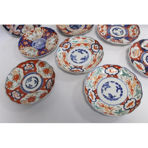 346 - Collection of twelve late 9th/early 20th century Japanese Imari plates, each approx. 22cm diam.  (12... 