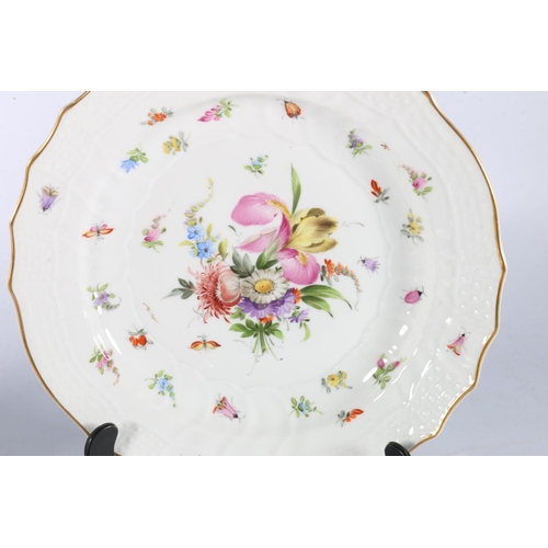 6 - Pair of Meissen porcelain dishes with floral and insect pattern, impress 'Meissen' to the reverse an... 