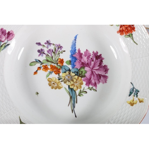 6 - Pair of Meissen porcelain dishes with floral and insect pattern, impress 'Meissen' to the reverse an... 