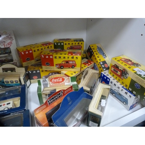 152 - Collection of toy cars including Vanguard, classic cars, RAF 80th Anniversary vehicle set etc (one s... 