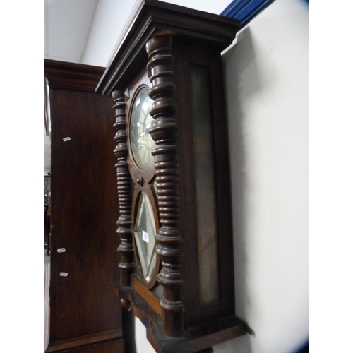 160 - Mahogany-cased wall clock.