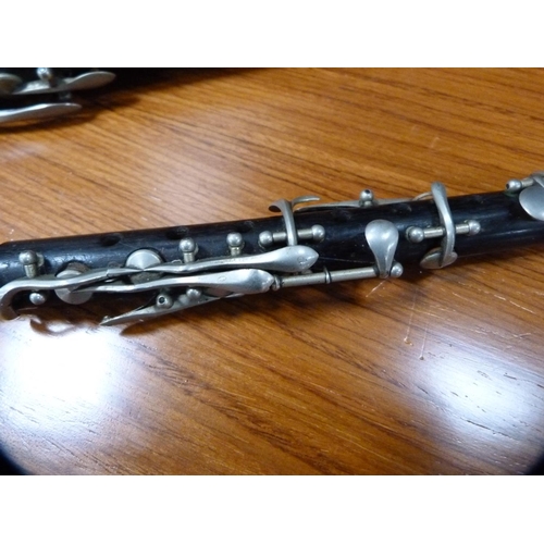 217 - Hawkes & Son Excelsior Sonorous Class flute.