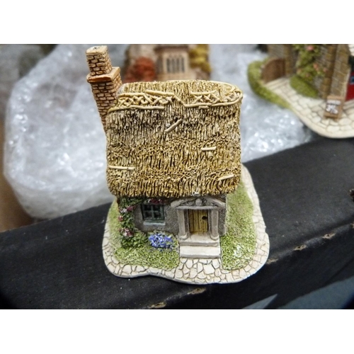 241 - Large collection of Lilliput Lane and other cottages.