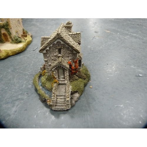 241 - Large collection of Lilliput Lane and other cottages.