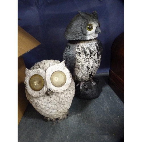 331 - Two owl garden ornaments and three others.  (5)