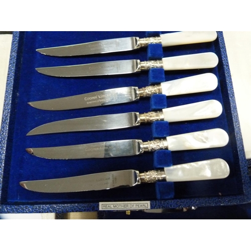 355 - Culinary Concepts olive bowl, set of twelve tea knives and a set of six gateau forks and knives.