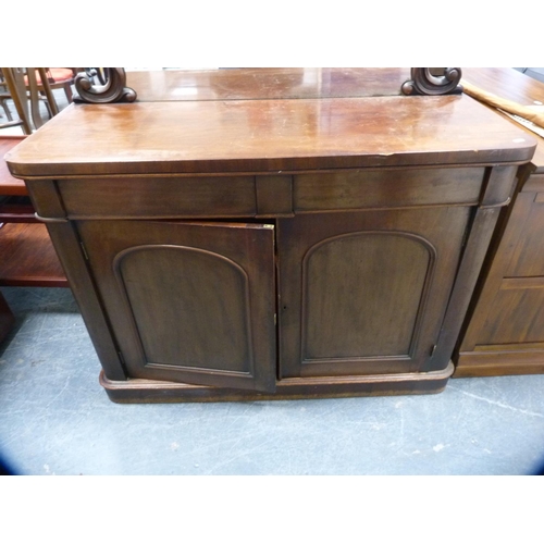 377 - Victorian mirror-back sideboard.