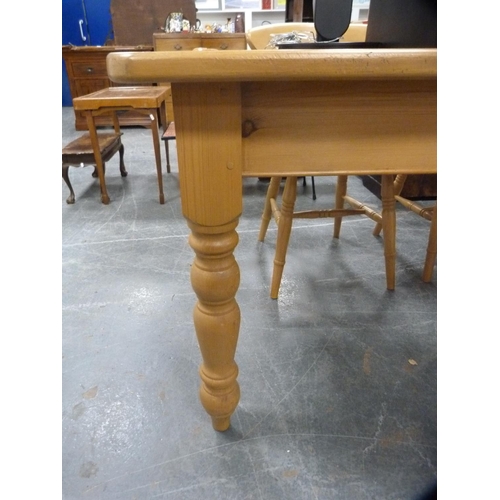 410 - Pine table.