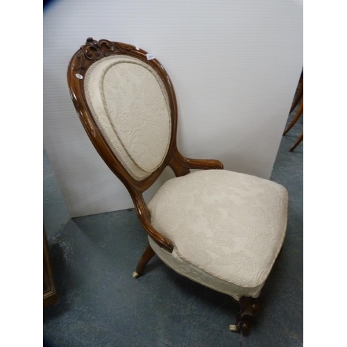 414 - Victorian walnut spoon-back chair.