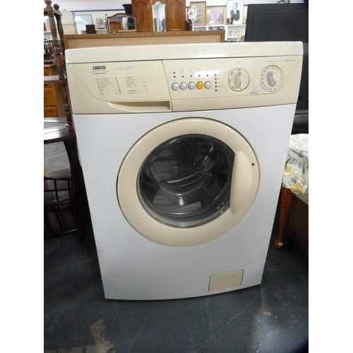 429 - Zanussi Aquacycle 1200 washing machine.