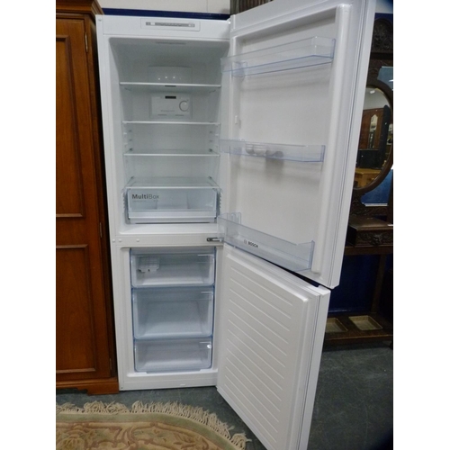 442 - Bosch fridge freezer.