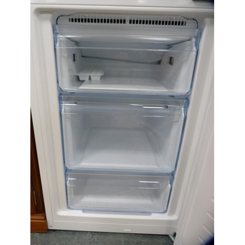 442 - Bosch fridge freezer.