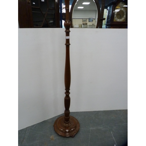 484 - Mahogany standard lamp.