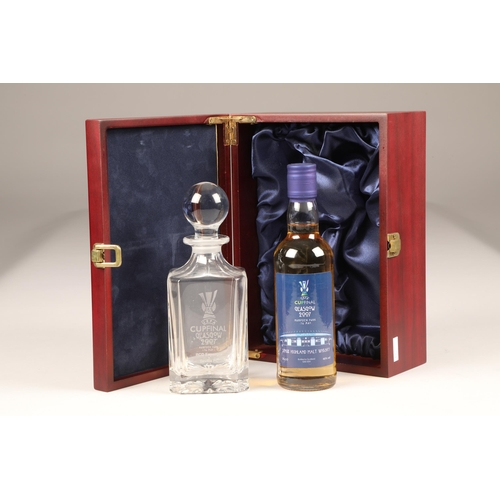 202 - Single malt whisky commemorative the UEFA cup final Glasgow 2007, together with an inscribed decante... 